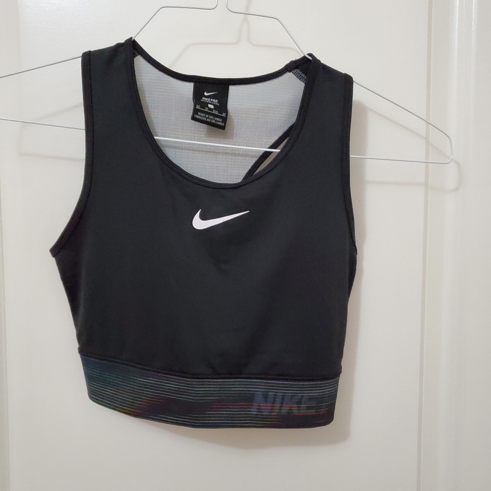 New Nike Pro Sports Top